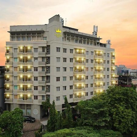 Hotel Golden Sky Pluit Джакарта Экстерьер фото
